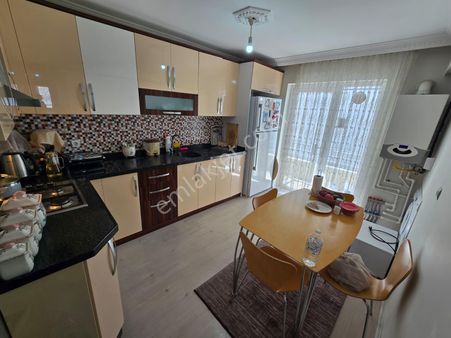 Piyade Mah Satılık 4+1 Cadde Yakını Asansörlü Ön Cephe Dubleks