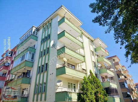 Merkez Sedat Kırtatepe Cad.3+1 Salon 155m2 Otoparklı Satılık