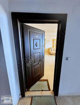 Çeşmelide Denize Sıfır Lüks Eşyalı 3+1 Yazlık Daire