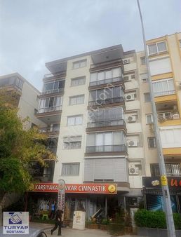 Bahriye Üçok Caddesinde Asansörlü Ve Ferah 3+1 Kiralık Daire