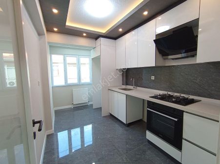 Hazer'den Salon Bğmsz A.eğlencenin Kalbinde Kusursuz Ultra Şahane Yapılı 2 Banyolu 3+1 Daire