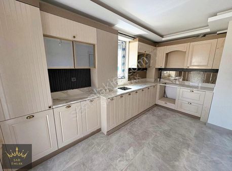 Şah'tan Mustafa Kemal Mah. 3+1 Kat Konumunda Yüksek Giriş Daire