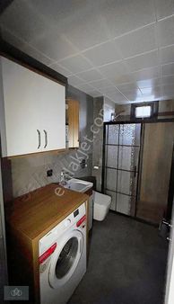 İzmir Buca Kuruçeşme Mahallesinde Cadde Üzeri Kiralık Eşyalı 1+1