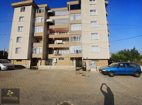 "demirol'dan"altınova'da Site İçi, Üç Balkonlu, Kullanışlı 3+1