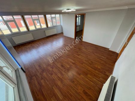Zafer Yapı Gayrimenkulden Kiralık 4.kat 2+1 120m2 İstanbul Sultangazi Cebeci Mahde