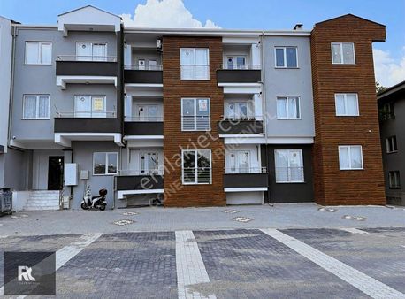 Şehir Hastanesi Ve Adliye Yakını Satılık Sıfır 2+0 Arakat Daire