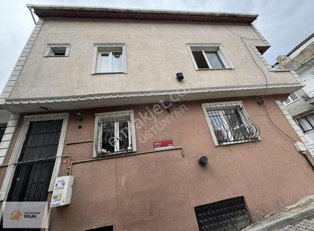 Büyükçekmece Mimarsinan Mahallesi'nde Kiralık 4+1 Müstakil Bina