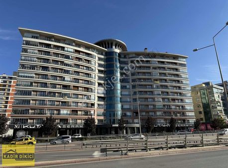 Kadir Dikici'den Çevreyolu Caddesi Üzeri Satılık 3+1 Daire