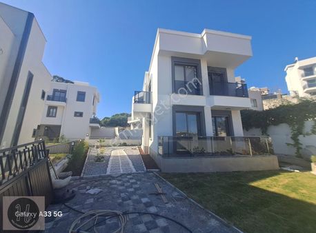 İzmir Seferihisar Akarcada Satılık Ultra Lüks Villa