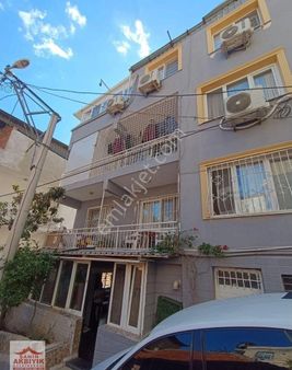 Bayraklı M.erener Mah Geniş 1+1 Kilerli 71 M2 Balkonlu