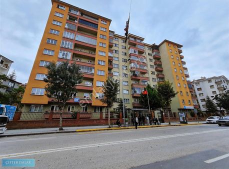 Ali Çifter' Den Seylap Caddesi Üzerinde Kiralık 3+1 Daire