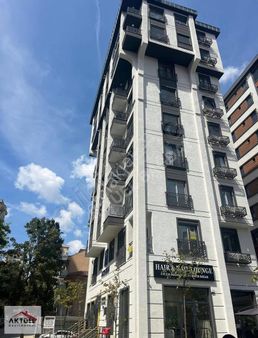 Suadiye'de Bağdat'a Yakın Sıfır Binada 100 M2 Balkonlu Lüx 2+1