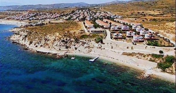 Yiğit Gayrimenkul'den Çeşme Ovacıkta Satılık Arsalar