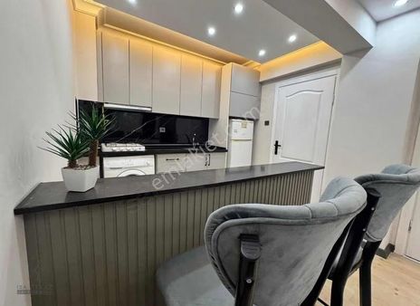 İsa Yılmaz'dan 2+1 Görükle Merkezde 80m Eşyalı Çift Balkonlu