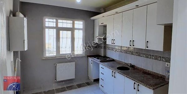 Sultanbeyli Adil'de Satılık 1+1 Daire 1.kat