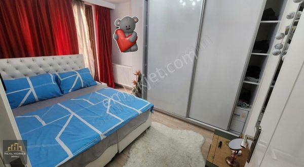 İstiklal Caddesinde Geniş Satılık Lüks 1+1 Apart