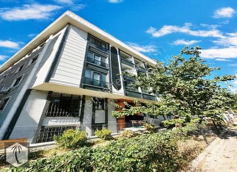 Beylikdüzü Safadan Metrobüse Yakın Bölgenin En Uygun 3+1 Fırsatı