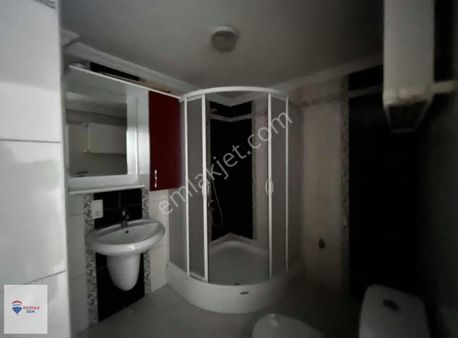 Remaxdem Den Mimarsinan Mahallesi'nde Orka Sitesinde Kiralık 3+1