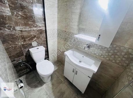 Remax Dem'den Yaylabaşı Villalarında Satılık Bakımlı Villa