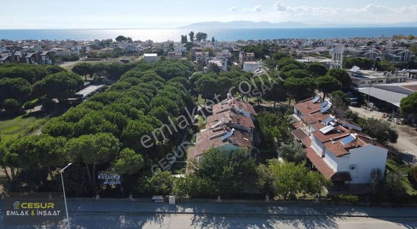 İzmir Dikili Yağmur Sitesinde Satılık Eşyalı Köşe Villa