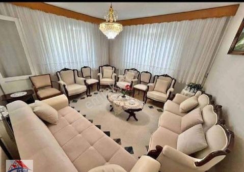 Bsm'den Yeni Evleniceklere Müjdee👏hacıkaplanlar Da İçinin Eşyaları İle Birlikte Satılık 3+1 Daire