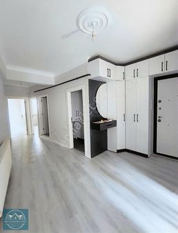 M.k.paşa Gayrimenkulden Çarşı İçi 3+1 Kiralık Daire