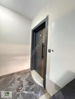 Özbay Gayrimenkulden İstasyon Mahallesinde Satılık 1+1 Daire