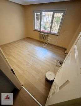 Site İçi Balkonlu Boyası Parkesi Yeni 2+1 Net100 M2 Geniş Daire.