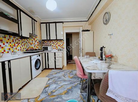 Osmangazi'de Yapılı Masrafsız Asansörlü Satılık 3+1 Arakat Daire