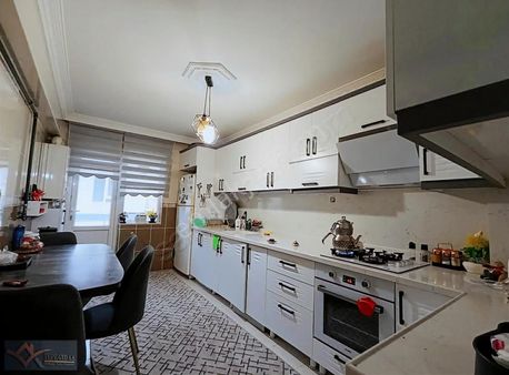 Osmangazi Cadde Üzeri Asansörlü Güney Cephe Yapılı 3+1