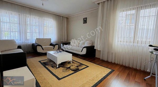 Ufuktepe Merkez Sakarya Sok. Yüksek Giriş 3+1 Yapılı