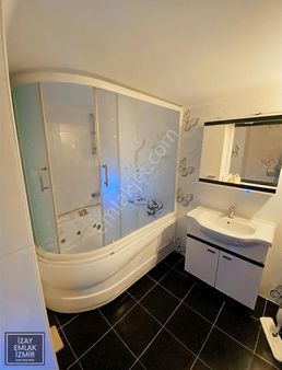 Eski İzmir Caddesi Üzerinde 3+1 200m2 Satılık Daire