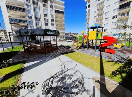 Taç Gayrimenkulden Selcuklu Mahallesinde Sıfır 3+1 Site İçi