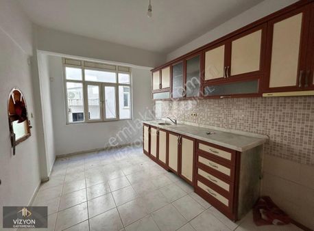 Vizyon Gayrimenkul'den Şelale Mahallesinde 1+1 Kiralık Daire