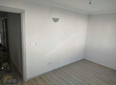 Muğla Dalaman Da Yatırıma Ve Oturuma Hazır İçi Yenilenmiş 2+1