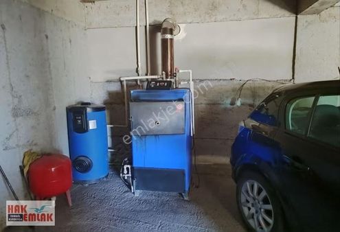 Hak Emlaktan Aybaşı Köyünde Müstakil Ev Ve Geniş Fındıklık Arazi