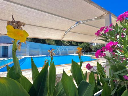 Havuzlu Site 4+1 Masrafsız Yazlık