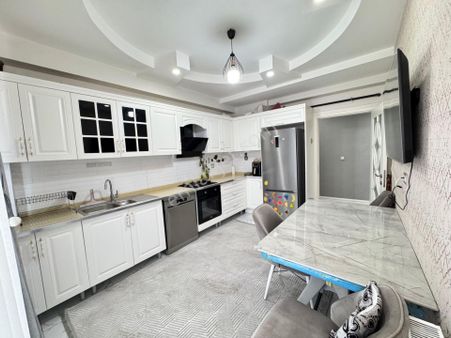 Anzel Yapı Kalitesiyle Havalimanı Kav. Trafik Eğitim Parkı Yanı 2+1 Lüks Daire