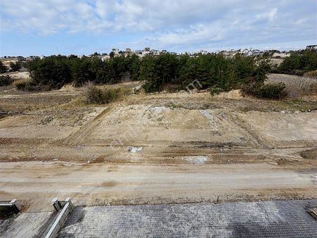 Çınarlıda/bulvar Üzeri/hasarsız/iskanlı/satılık/1+1/daire