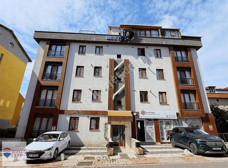 Ümraniye Esenşehir Mah Metroya Yürüme Mesafesi Satılık 3+1 Daire