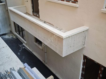 Tomurcuk Sokak'da Yeni Bina 2+1 Giriş Kat Satılık Dairre