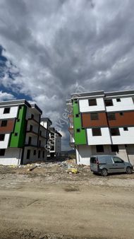 Muradiye Mahallesi Havuzlu Site İçinde Sıfır 1+1