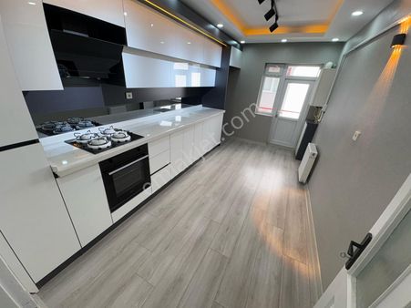 Sincan Mareşal Çakmak Mah'de 3+1 Asansörlü Full Yapılı Daire....