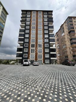 Elisa Gyo// İldem 5 Tramvay Yanı Lina Konagı 3+1 Güney Cephe Satılık Daire