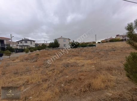 Nigde Ulukışla Cumhuriyet Mah. İmarlı 500 M2 Satlık Arsalar
