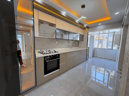 Sincan İstasyon Mah'de 3+1 Ara Kat Full Yapılı Mükemmel Daire