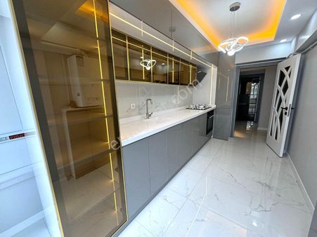 Sincan Osmanlı Mah'de 3+1 Ara Kat Full Yapılı Daire Site İçi