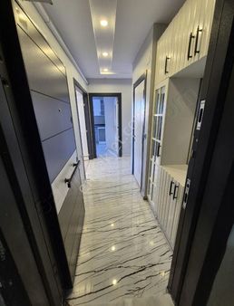 Tetik Emlak'dan Buruk Ana Cadde 2+1 Kapalı Mutfak Teraslı Daire