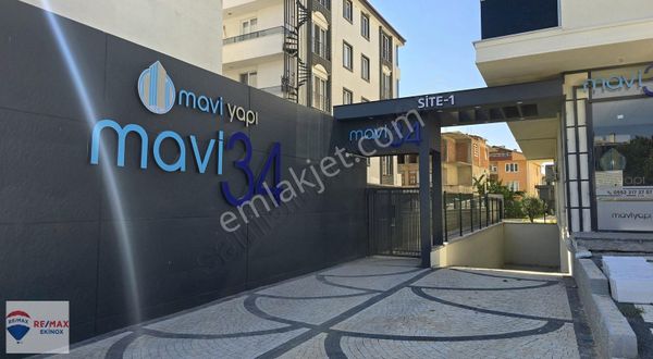 Yıldırım Mahallesi Mavi 34 Sitesinde Satılık 1+1 Daire