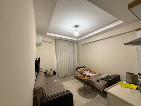 Manisa Alaşehir Alper Gayrimenkulden Kurtuluş Mah. Ara Kat Satılık Eşyalı 1+1